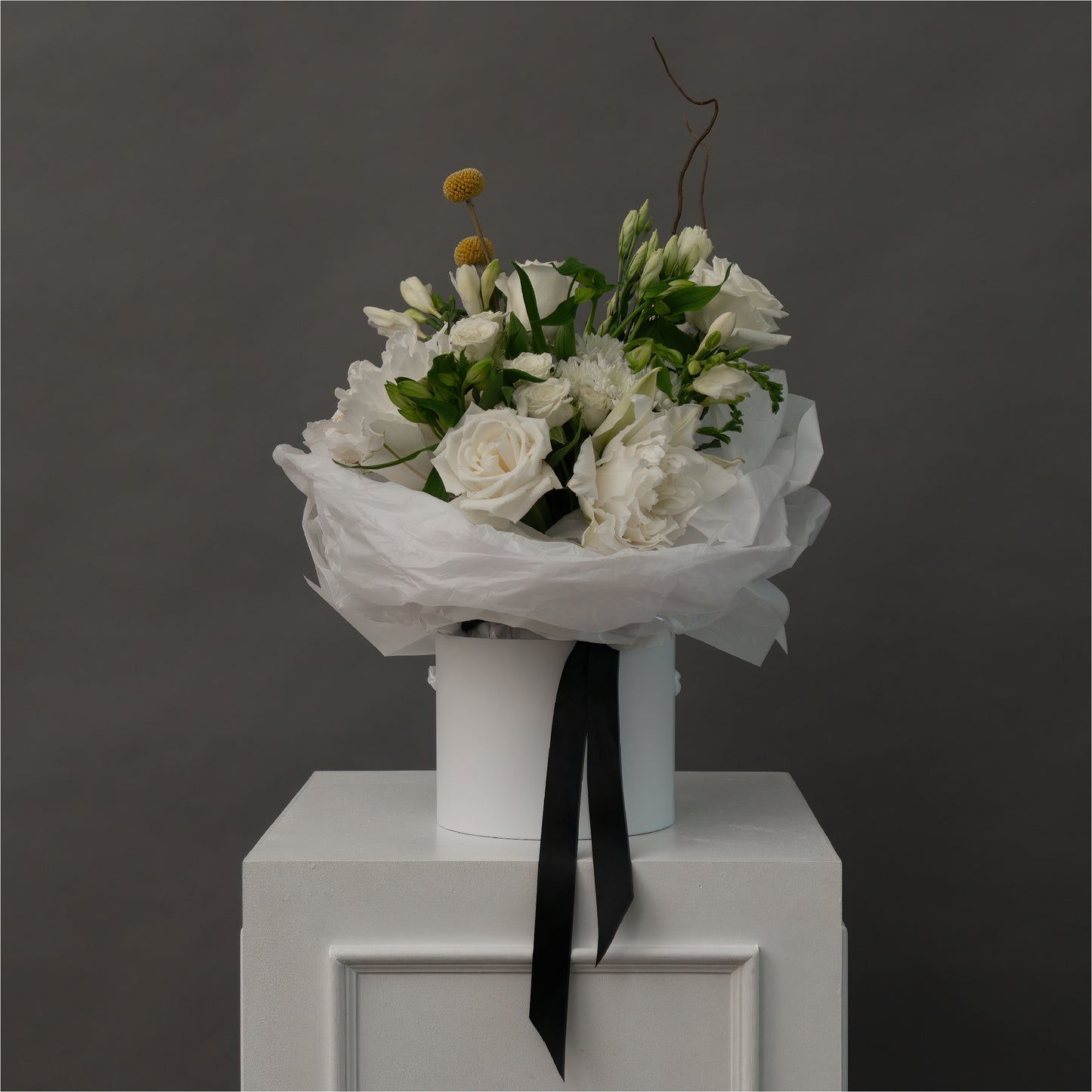Medium Round Bouquet in a Hatbox